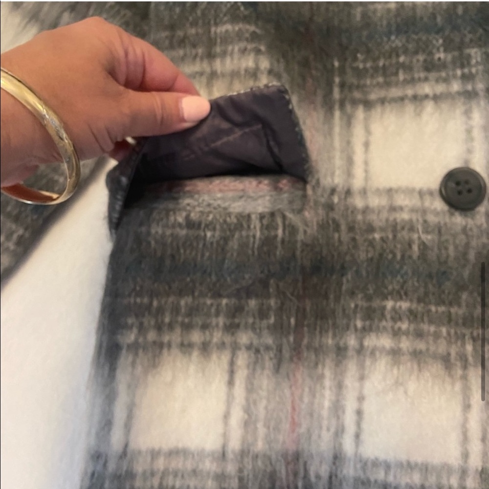 SOLD | Tokyo Darling | Oversized Fuzzy Plaid Coat - Picture 9 of 16